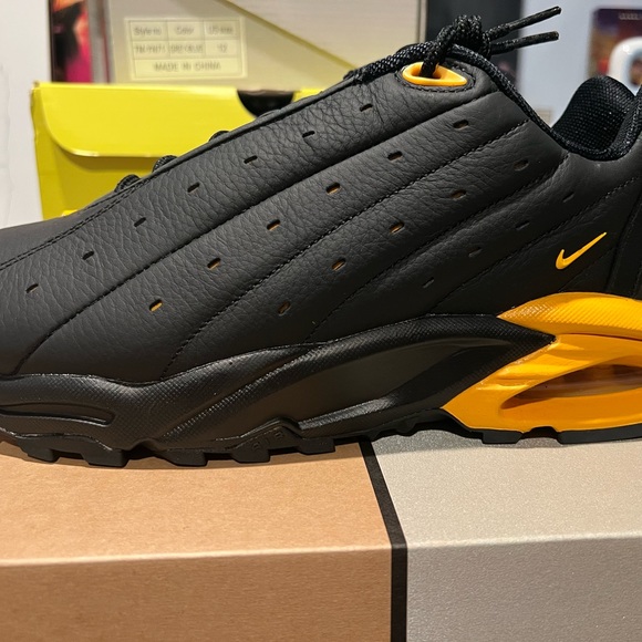 NIKE HOT STEP AIR TERRA NOCTA DRAKE